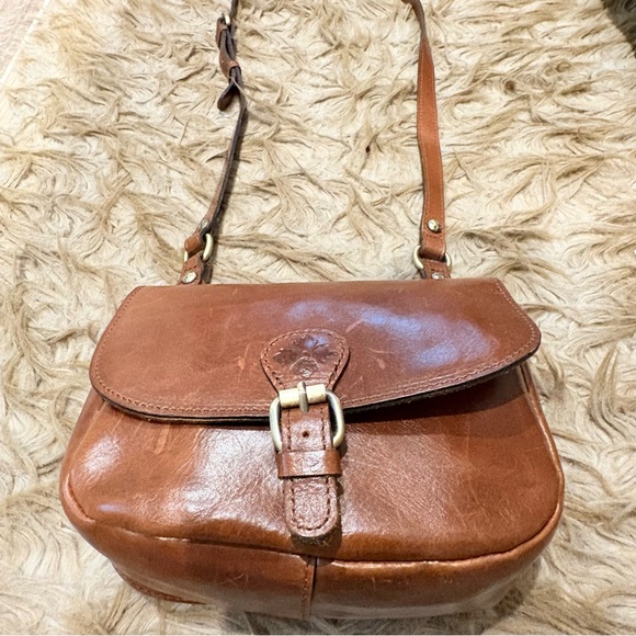 Patricia Nash
Linny Small Saddle Bag - Picture 7 of 10